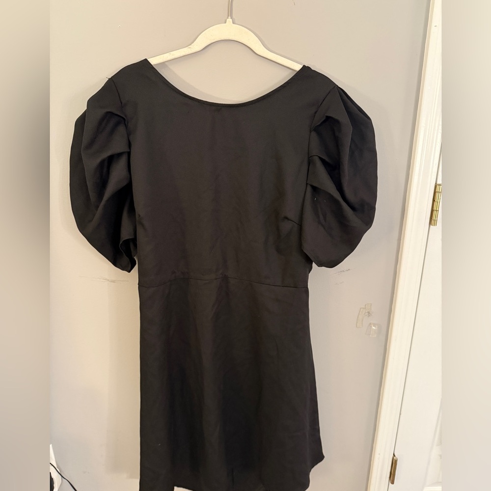 Elegant Black Puff Sleeve Top